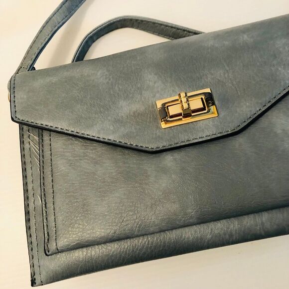Clutch Cross-Body Bag/Purse Pale/Baby Blue Gold Tone Vegan Prep Core Classy - Picture 2 of 9